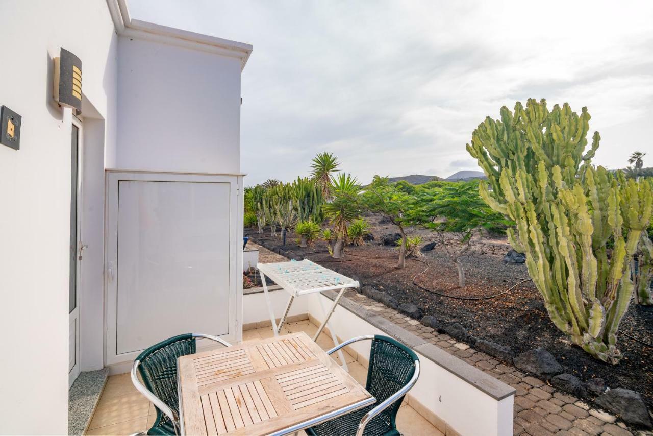 Charco Del Palo Bungalows Экстерьер фото
